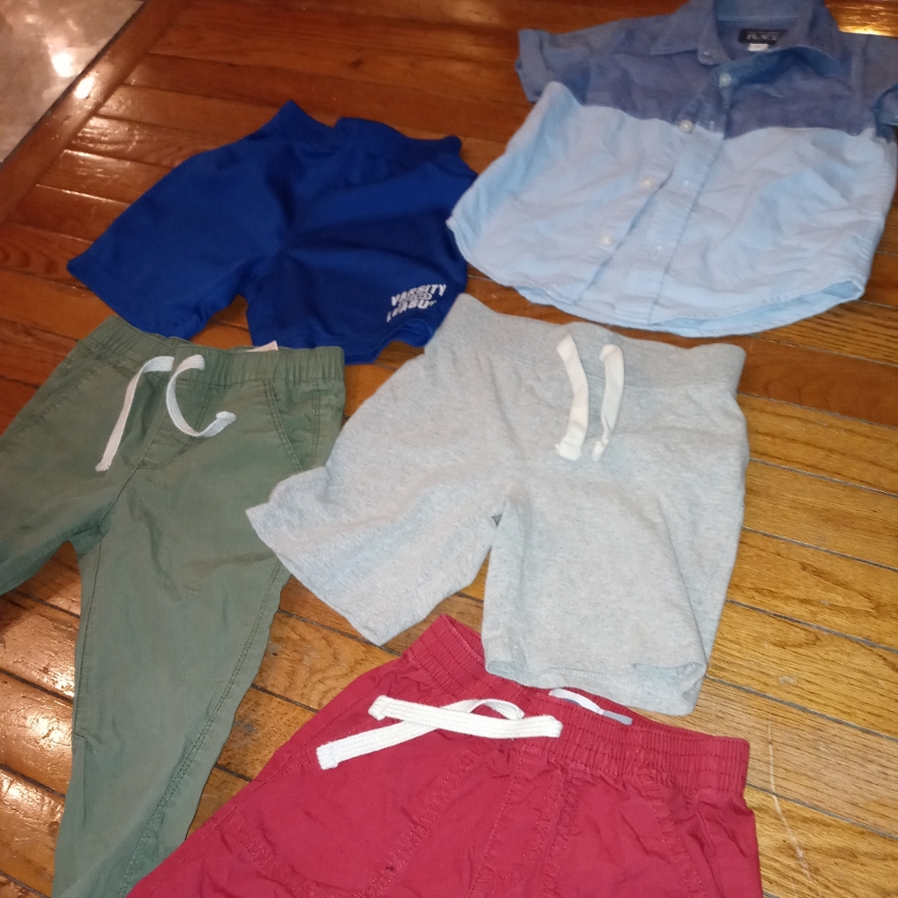 Boy's 3T 5-piece Lot - Picture 4 of 5